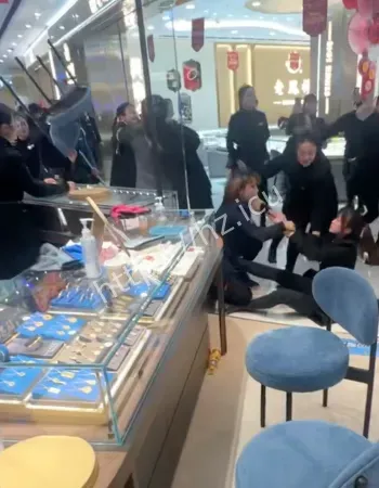 重庆永川万达黄金店